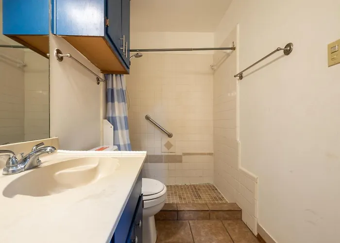 Сasa de vacaciones Private Retreat Shady Oak Backyard, Petfriendly